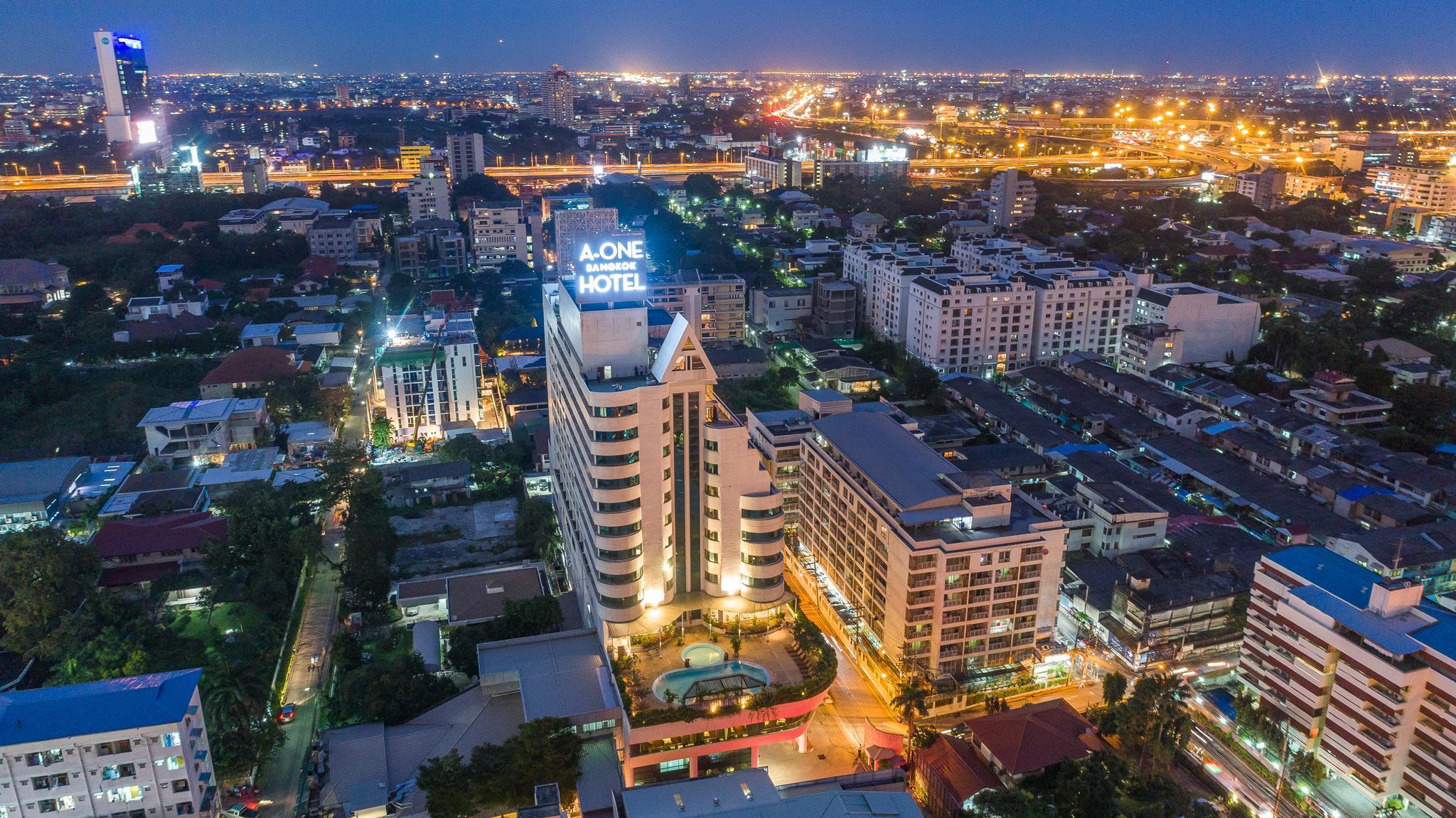 A-One Bangkok Hotel Экстерьер фото